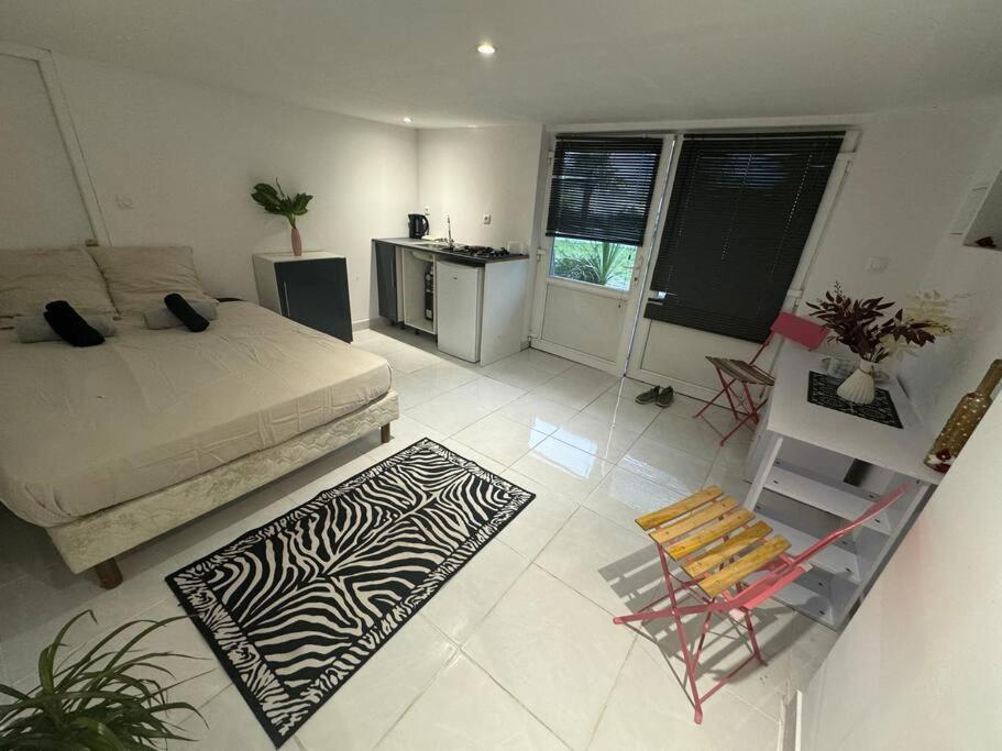 La Cache Cache Apartment Saint-Gereon Bagian luar foto